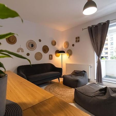 Arte - 2 Bedroom Apartment Near Coresi Mall With Free Parking ブラショフ エクステリア 写真